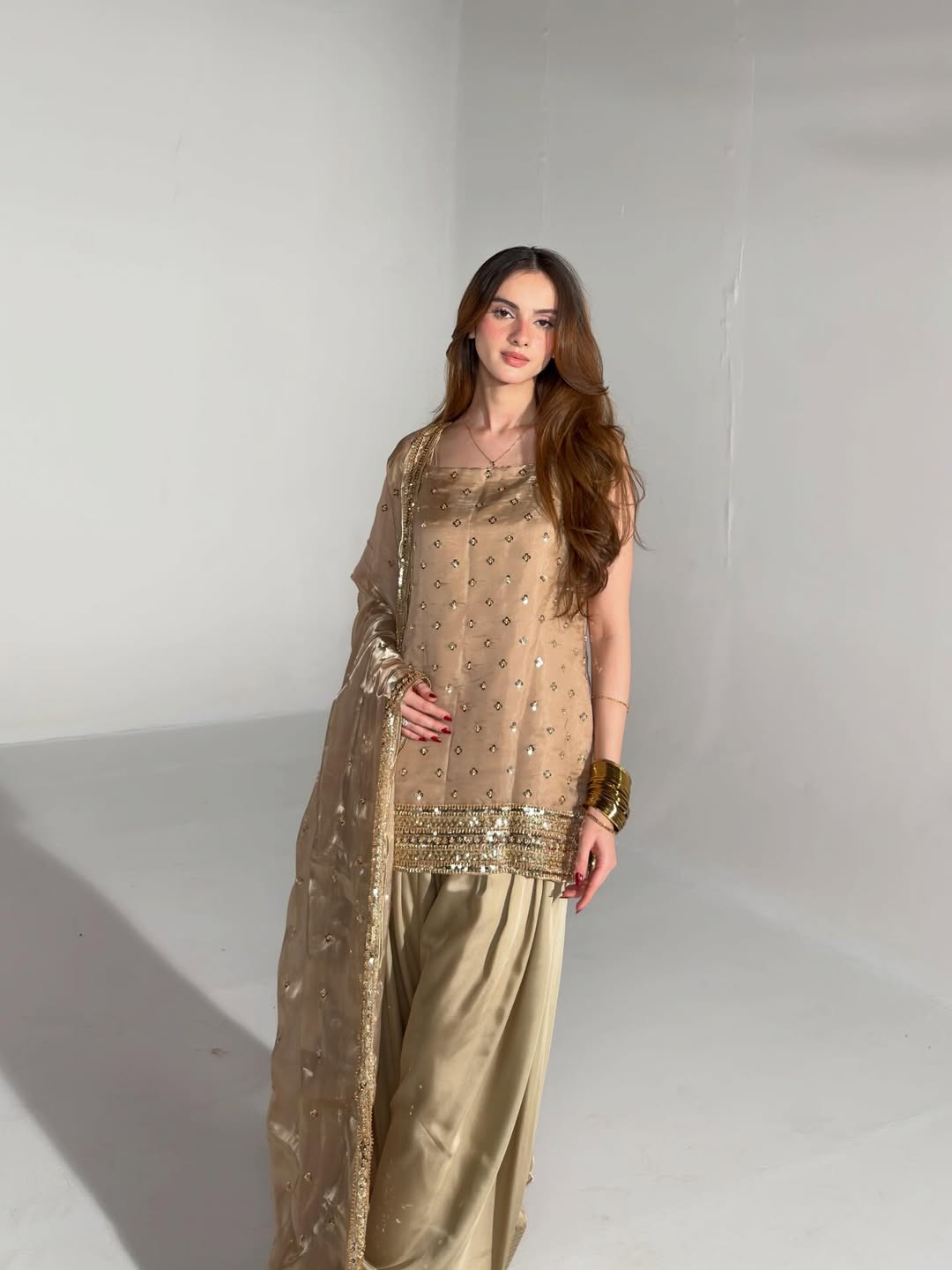 MAHNOOR